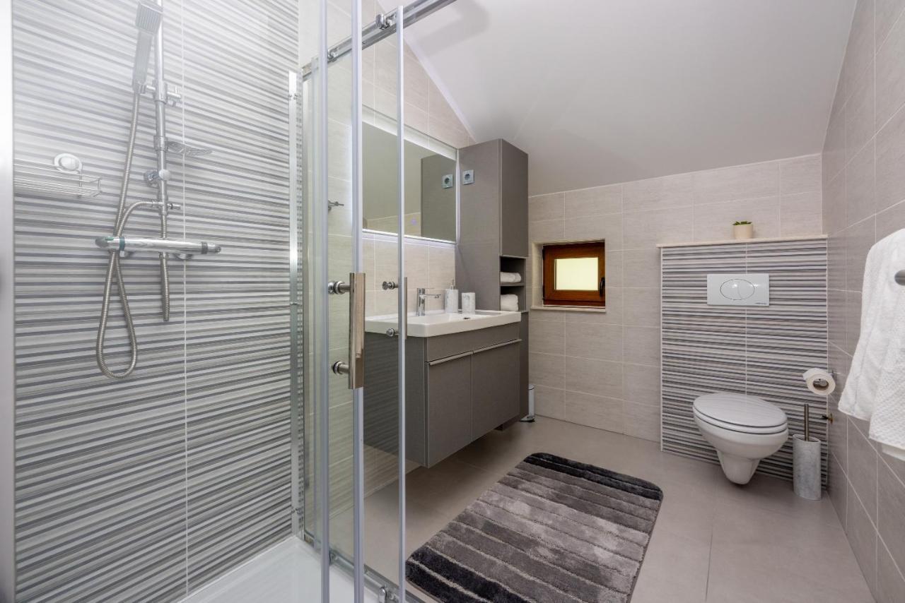 Villa Antani With Heated Pool, Sauna & Jacuzzi Crikvenica Exterior photo