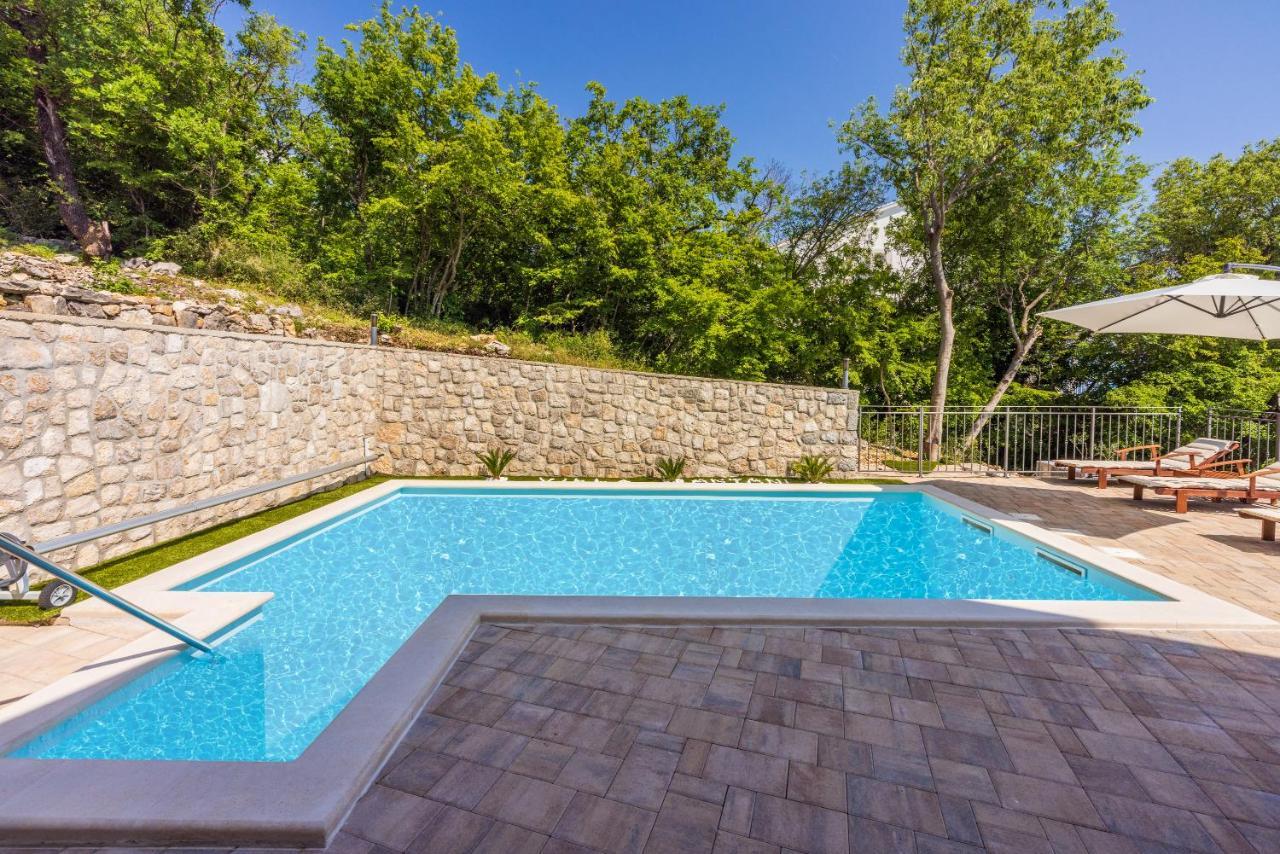 Villa Antani With Heated Pool, Sauna & Jacuzzi Crikvenica Exterior photo